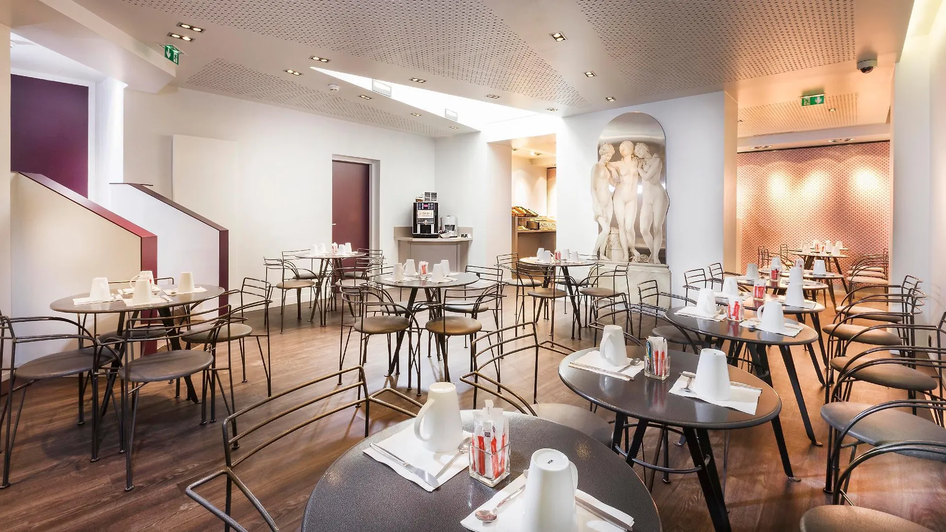 Libertel Canal Saint Martin Hotel