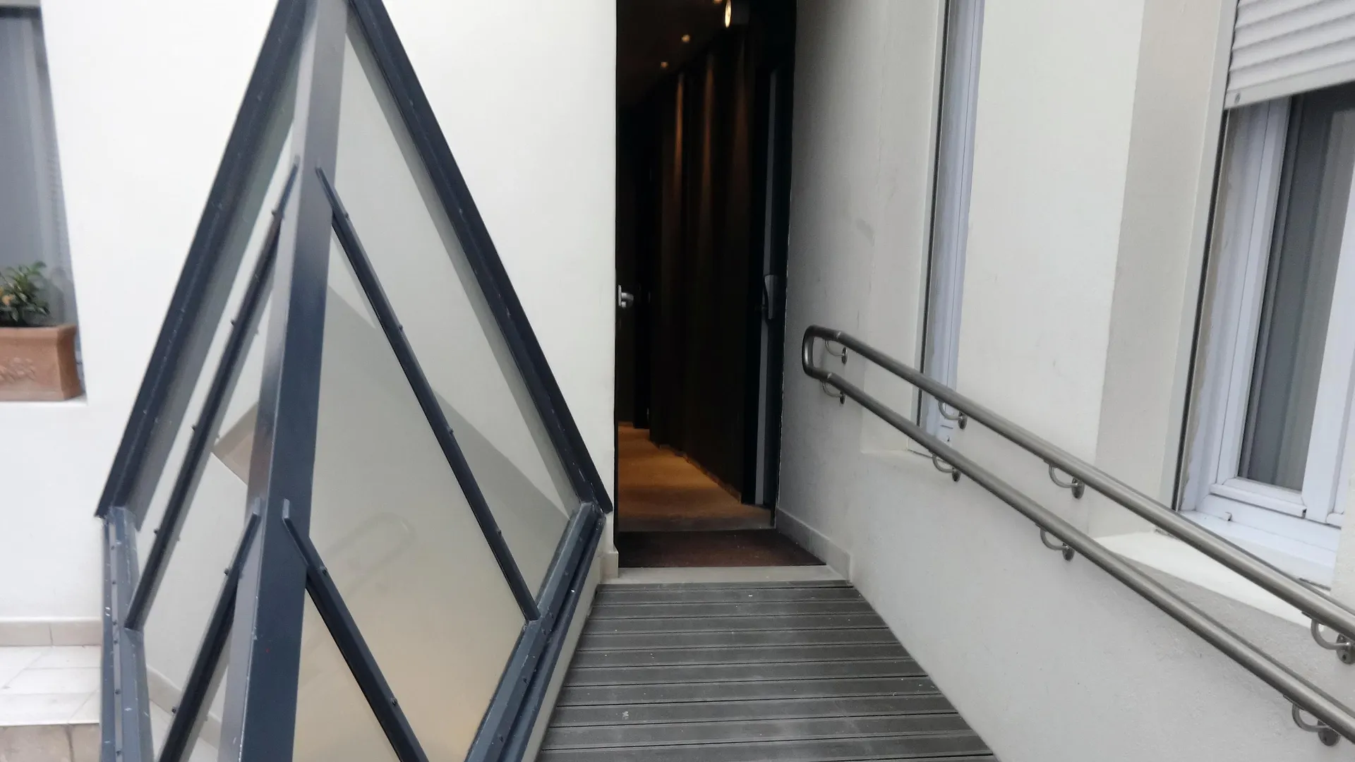 Hotel Libertel Canal Saint Martin